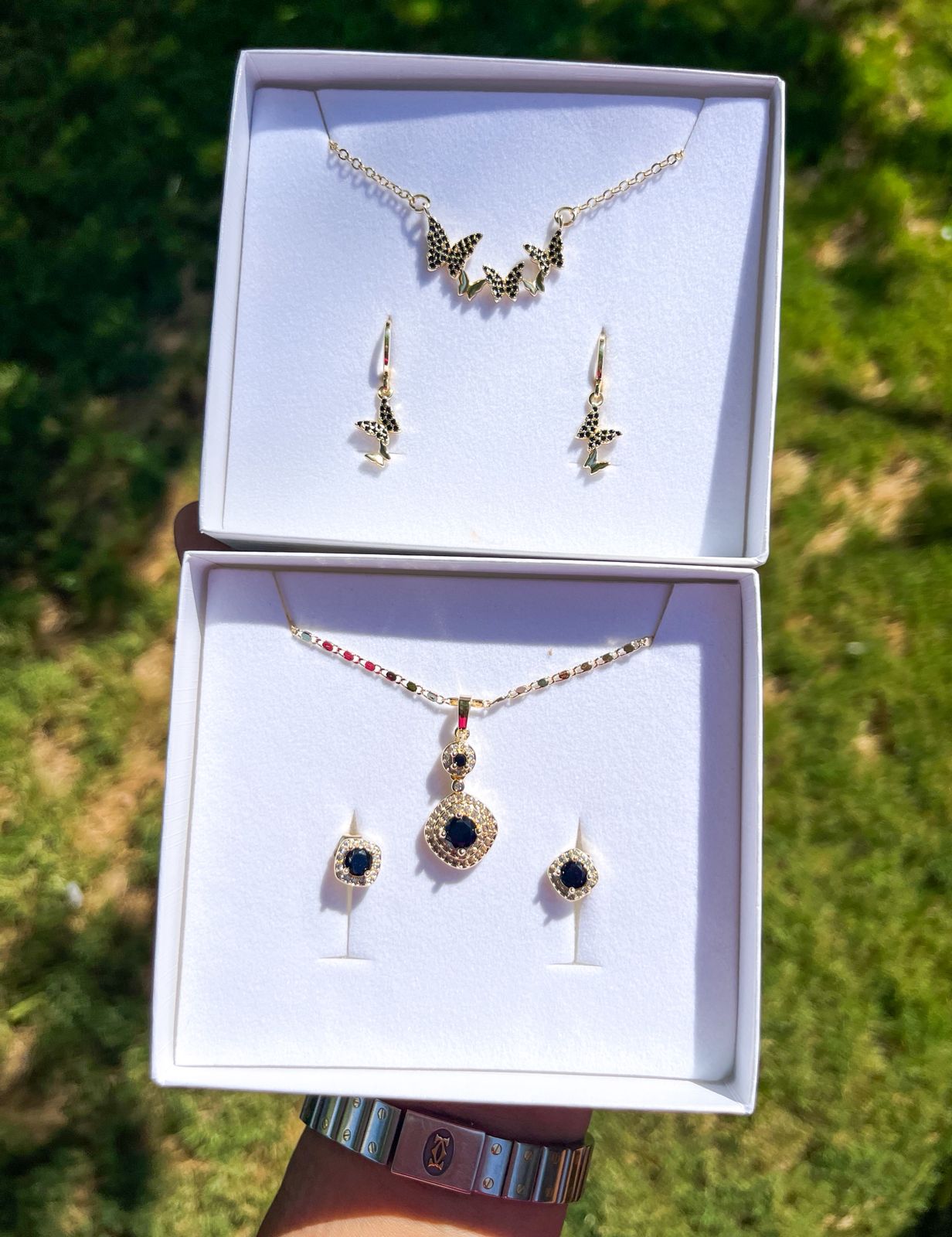 Juego de Cadena, Dije y Arete de Chapa de Oro