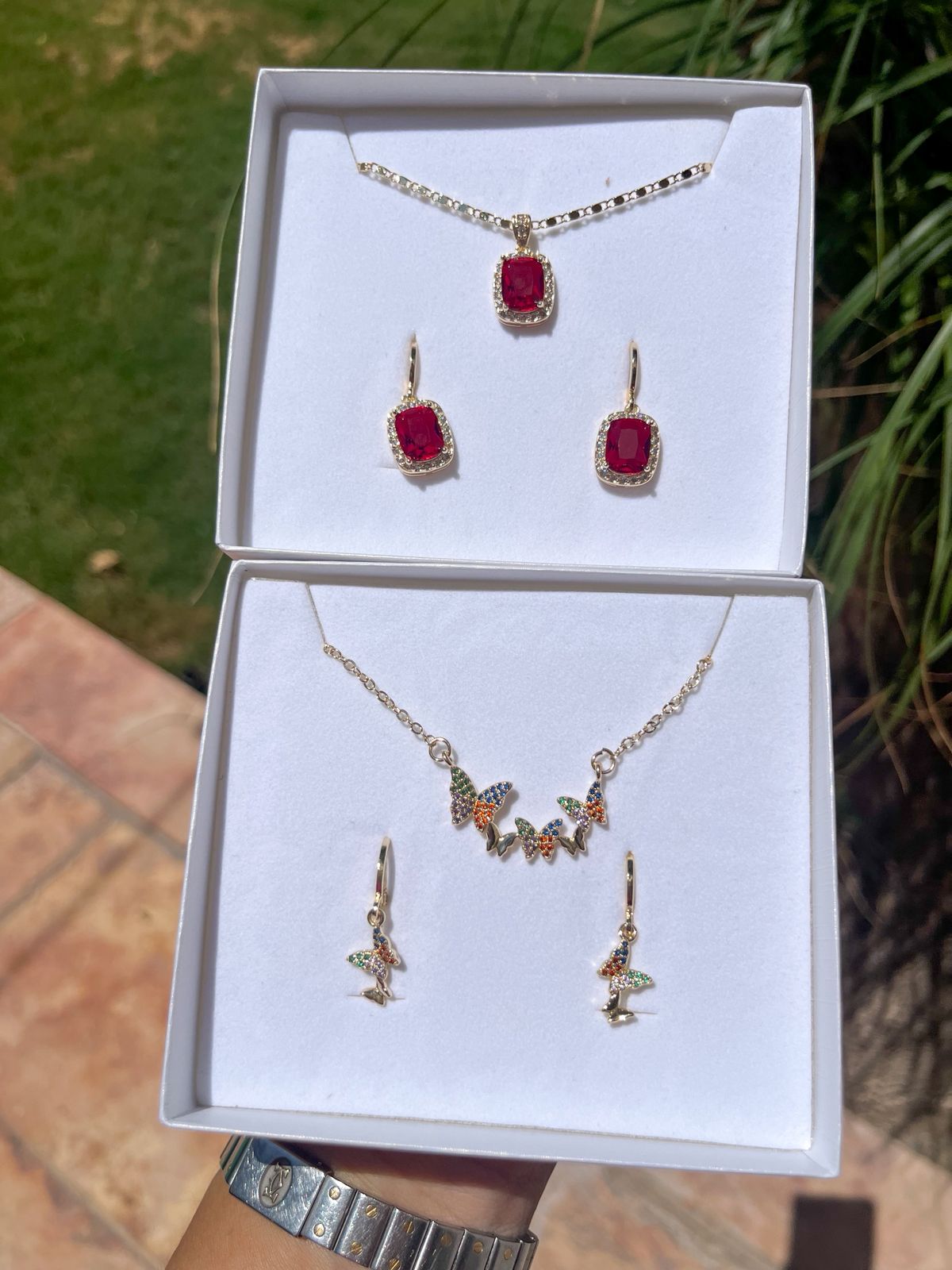 Juego de Cadena, Dije y Arete de Chapa de Oro