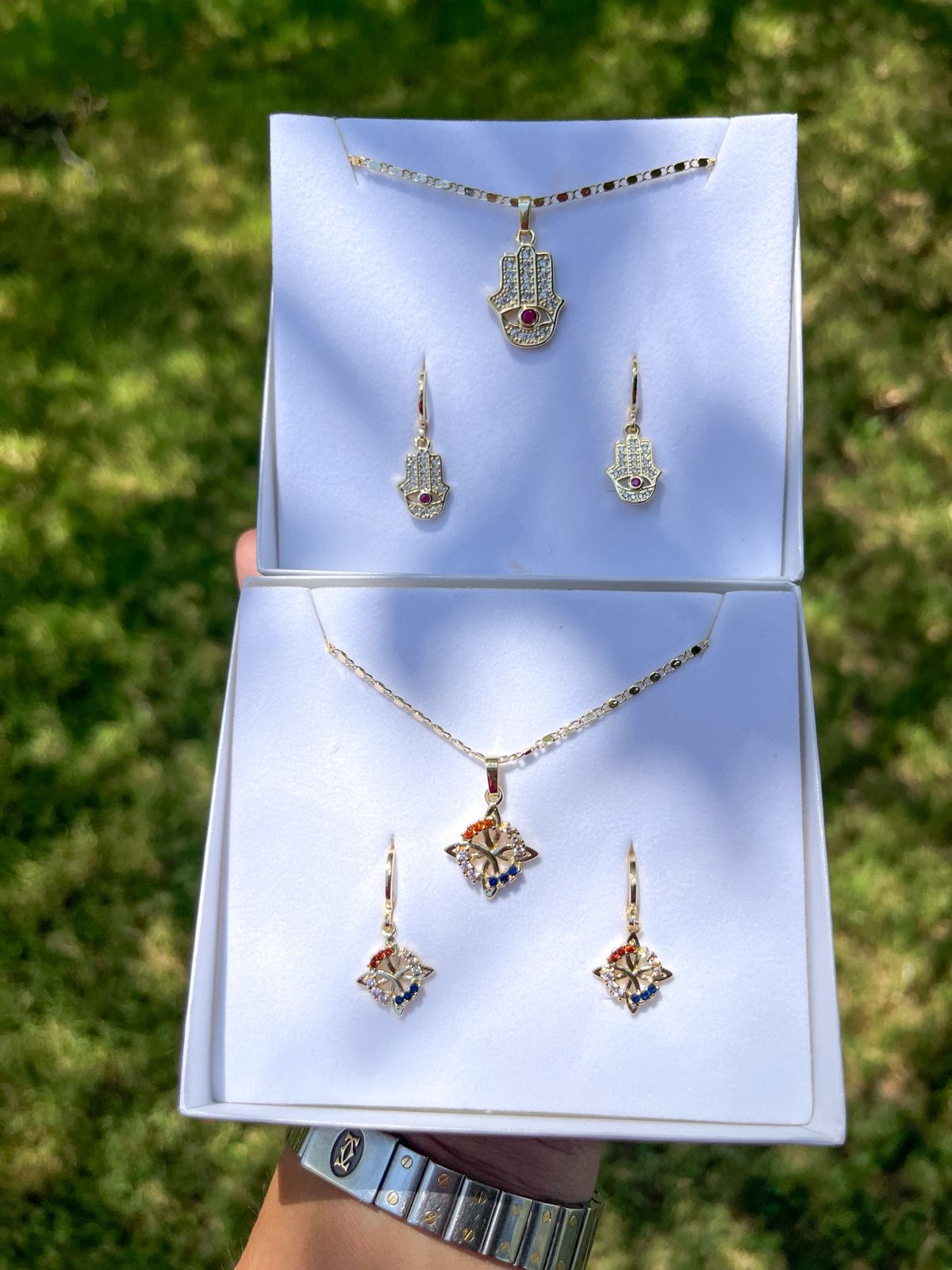 Juego de Cadena, Dije y Arete de Chapa de Oro